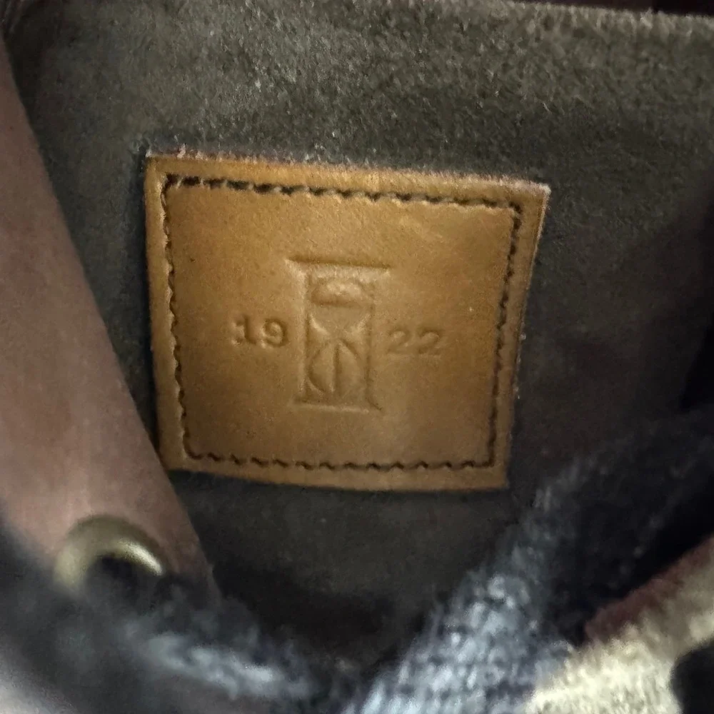 Allen Edmonds Courtside Lace-up‎ Sneaker Grey Suede Size 10